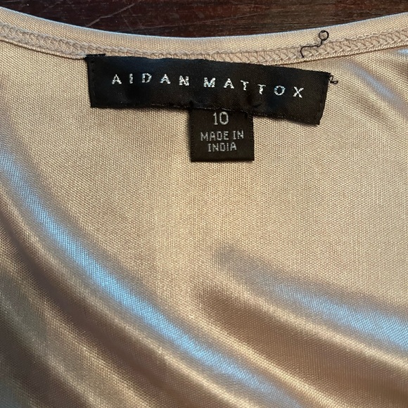 Aidan Mattox Beaded and Sequin Embellished Dress Size 10 - Picture 14 of 16